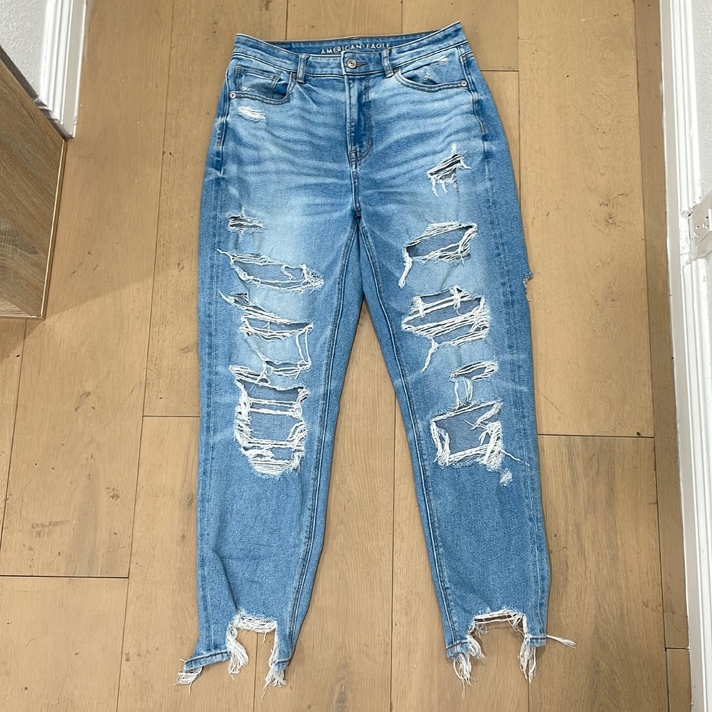american eagle stretch mom jeans